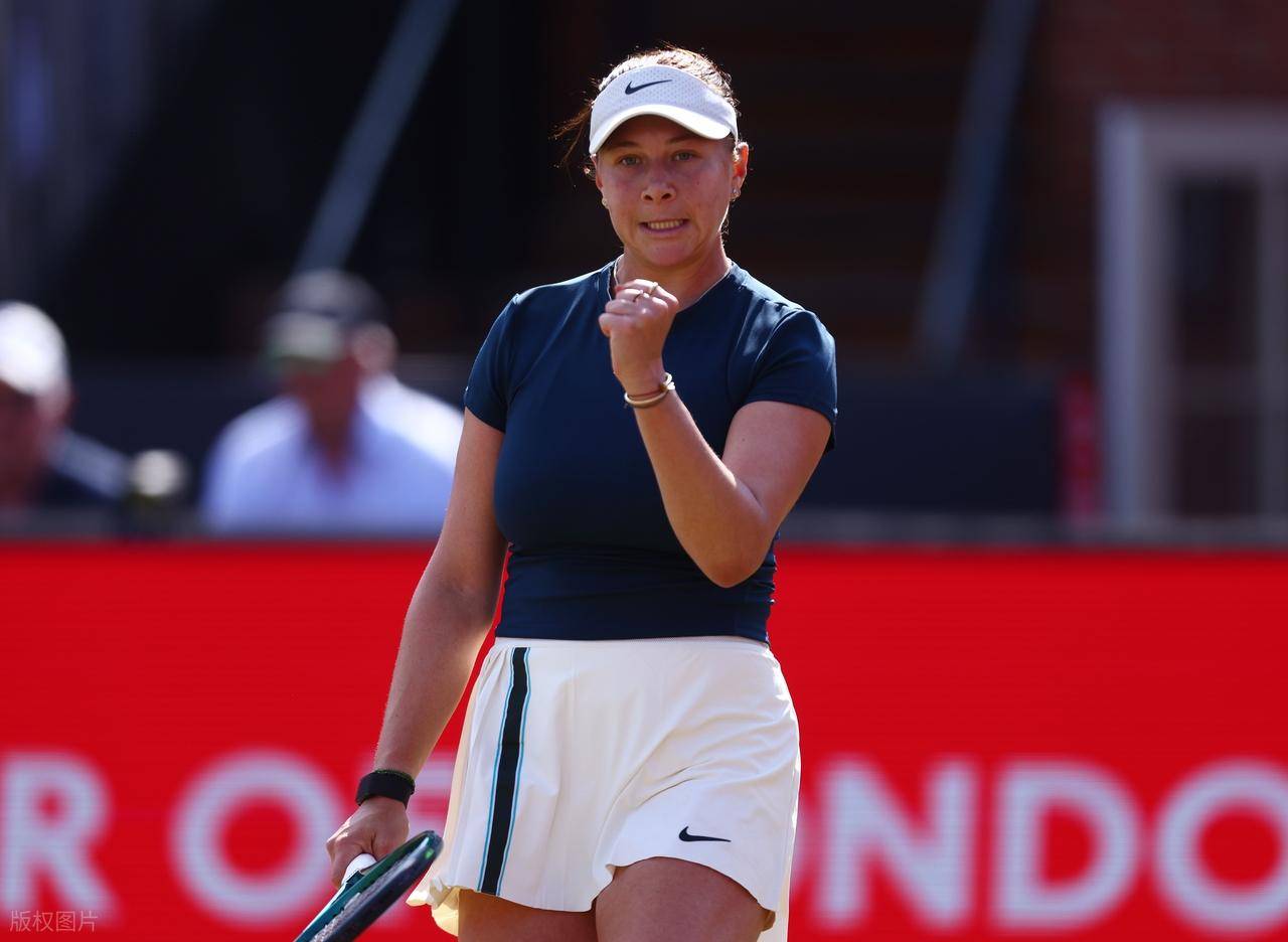 WTA500伦敦站：郑钦文不敌阿尼西莫娃的原因，小说都不敢这么写